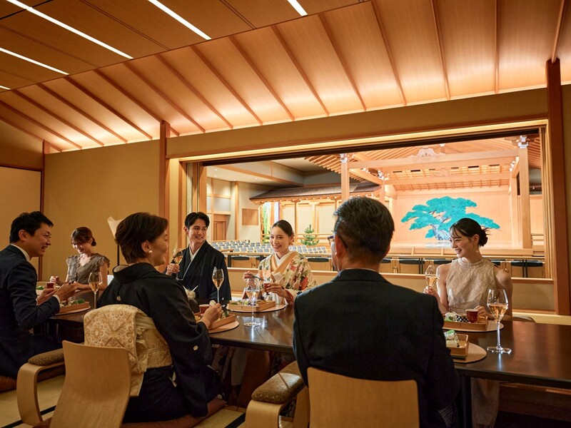 【3つの少人数専用会場】能楽堂を望む料亭